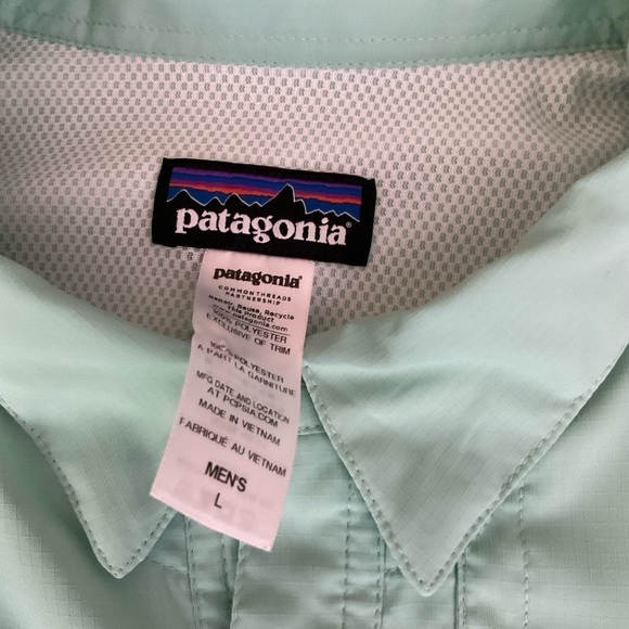 Patagonia Men's Light Weight Button Down Long Sleeve Shirt Light Green Large - Picture 13 of 16